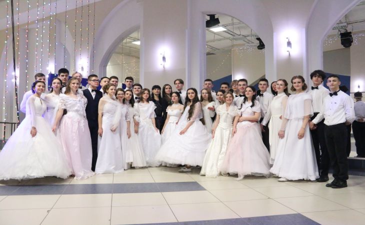 Bal de la jeunesse orthodoxe à Gomel